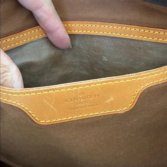 Louis Vuitton Flannery - Picture 7 of 13